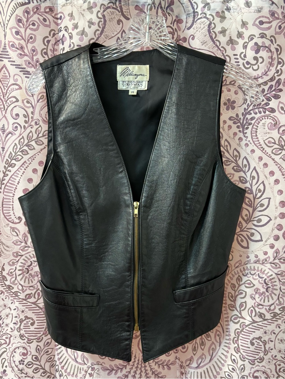 Vintage Black Melanzona Bergdorf Goodman leather vest with zipper closure - M